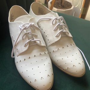 JustFab White Oxford